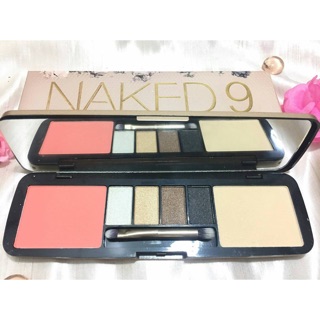 ถูกจริง‼️สุดคุ้มจริง Naked9 พาเลทสุดคุ้มประกอบด่วย  1. บรัชสีพีช  โทนที่ผิวสีไหนก็ใช้ได้ 2. อายเชโดโทนยอดฮิต