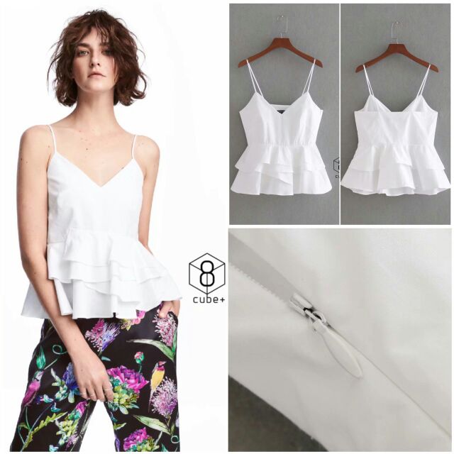 พร้อมส่ง-เสื้อสายเดี่ยวสีขาวล้วน-งานระบายนิดๆ