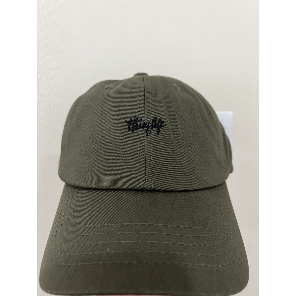 ภาพหน้าปกสินค้าPREMI3R Special หมวก Cap หมวกเบสบอล - Thuglife *โลโก้ใบสีเขียวมะกอก แบบใหม่เป็นสีดำนะคะ* จากร้าน premi3r_official_shop บน Shopee