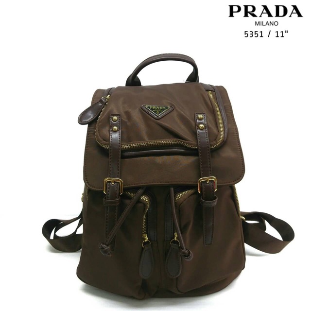 กระเป๋าเป้-prada-11