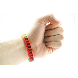 สินค้าราสต้า Wristband Rubber Green Yellow Red Colors Black Skulls สายรัดข้อมือสีราสต้า ลายหัวกระโหลกสีดำ