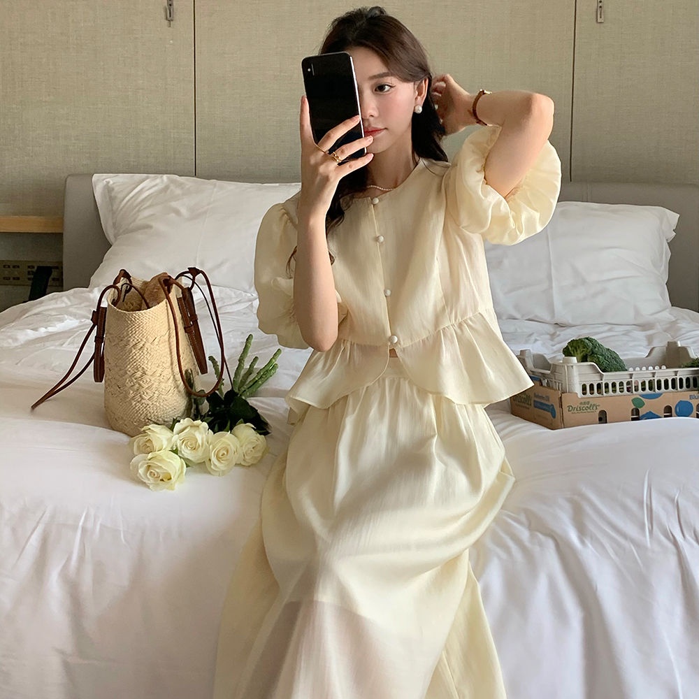 เสื้อเชิ้ตแขนสั้น คอกลม ทรงหลวม และกระโปรงทรงเอ สไตล์เกาหลีวินเทจ ...