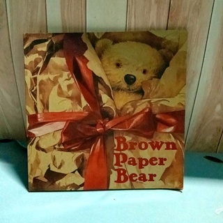 หนังสือปกอ่อน Brown Paper Bear มือสอง