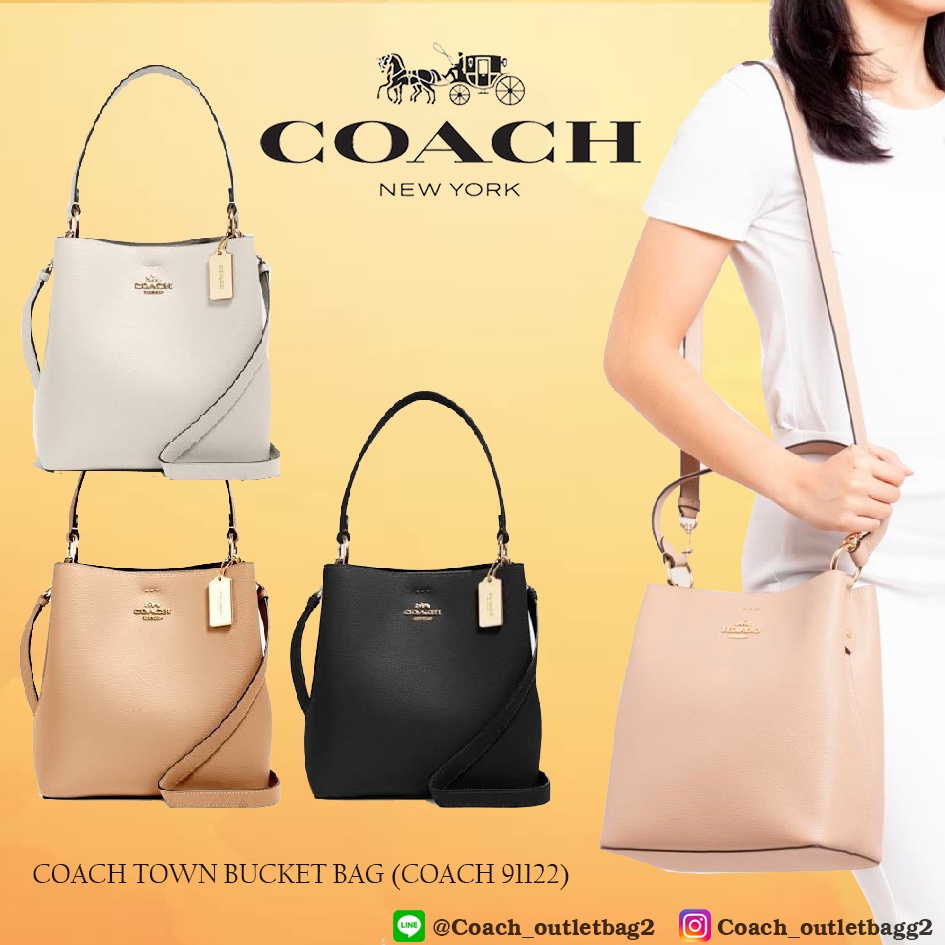 coach-town-bucket-bag-in-signature-canvas