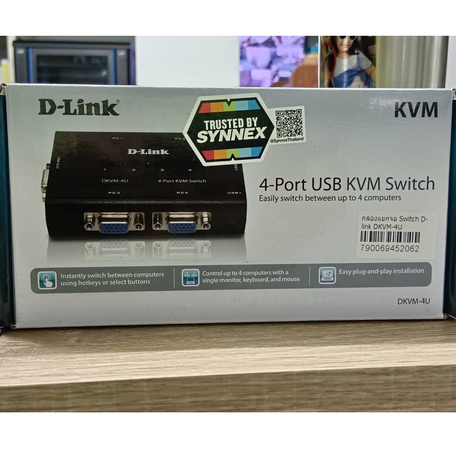 DLINK DKVM4U 4Port USB KVM Switch (USB Keyboard, SVGA Video, USB
