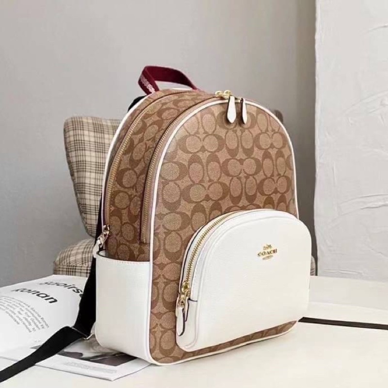 coach-court-backpack-in-signature-canvas