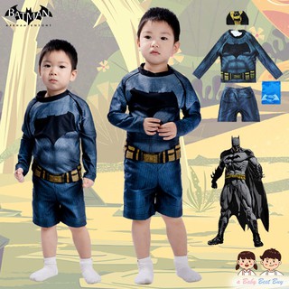 ชุดว่ายน้ำเด็กผู้ชาย Bat man เสื้อแขนยาว กางเกงขาสั้น มาพร้อมหมวกว่ายน้ำและถุงผ้า ลิขสิทธิ์แท้