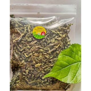 ภาพหน้าปกสินค้า🌿🌞สินค้าขายดี🌞☘️ใบหม่อน​ 250 g.​ ชาใบหม่อน Dried mulberry leaves tea ซึ่งคุณอาจชอบสินค้านี้