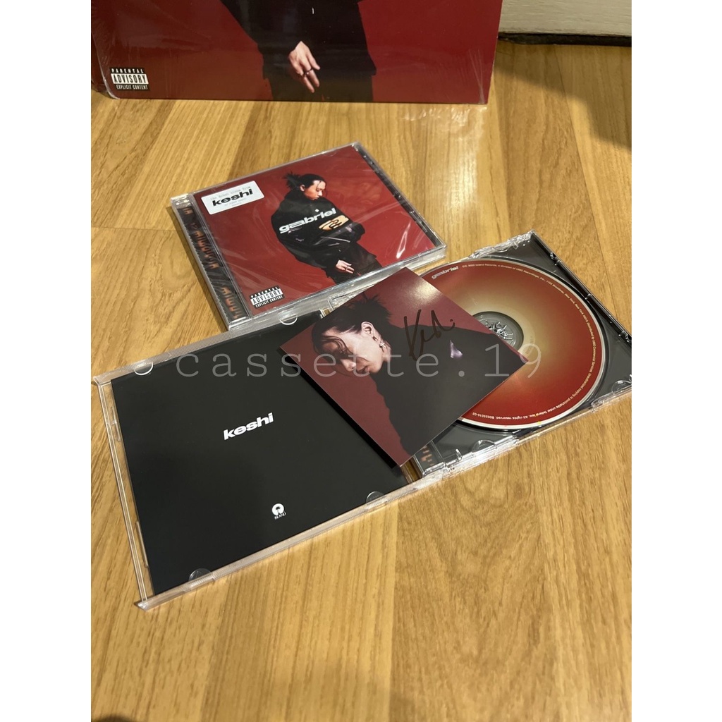 ภาพหน้าปกสินค้ามือ1ซีล พร้อมส่ง CD Keshi - Gabriel มีลายเซ็นสด ** ,CD Shang-Chi ของแท้100% จากร้าน cassette.19 บน Shopee