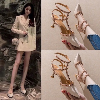 🔥Bangkok Delivery-Riveted high heels womens pointed toe stiletto shoes womens 2022 ใหม่ รองเท้าทรงเหลี่ยมสีส้มเซ็กซี่