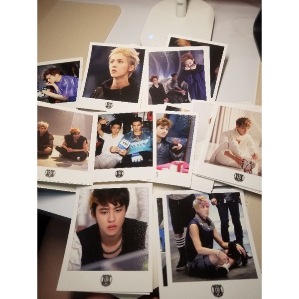 polaroid-card-exo-the-first-class-kiss-amp-hug-จาก-smtown-pop-up-store