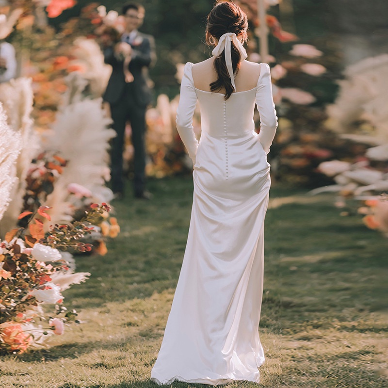 ชุดแต่งงานผ้าซาติน-เจ้าสาว-แต่งงาน-ฮันนีมูน-ภาพถ่ายการเดินทาง-เดรสสีขาว