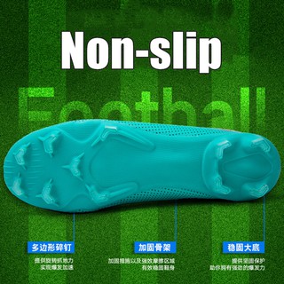 ภาพขนาดย่อของภาพหน้าปกสินค้ารองเท้าฟุตบอล ใส่สบาย ขนาด 32-43 จากร้าน mingkong.th บน Shopee