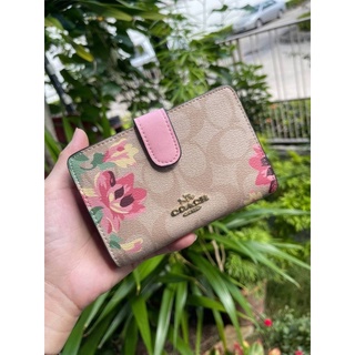 COACH MEDIUM CORNER ZIP WALLET WITH DANDELION FLORAL PRINT 2855 Shopee Thailand