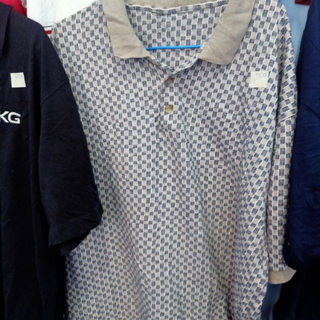 ภาพหน้าปกสินค้าเสื้อคอปกมือสอง USA ราคาถูก จากร้าน tassaneeseesan บน Shopee