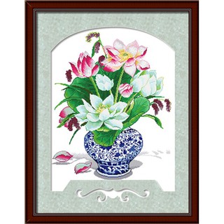 ชุดปักครอสติชพิมพ์ลาย แจกันดอกบัว ดอกบัว ดอกไม้ (Lotus porcelain cross stitch kit)