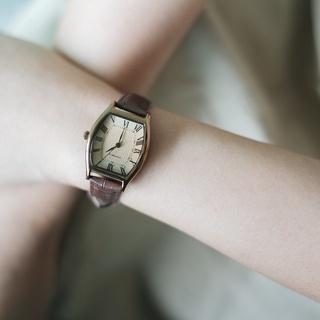 สินค้า 🔥 นาฬิกาแฟชั่น นาฬิกาข้อมือ Classy นาฬิกามินิมอล ของจริงตรงปกแน่นอน นาฬิกา สามารถนำไปเป็นของขวัญได้ ไม่ซ้ำใคร