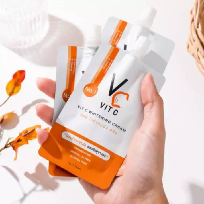 vc-vitc-whitening-cream-1-ซอง-49-บาท