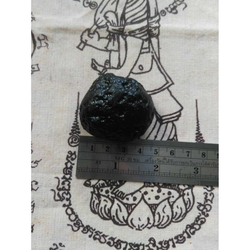 หินอุกกาบาตร-สะเก็ดดาว-หรืออุลกมณี-natural-tektite-เหมาะแกะสลักทำเครื่องประดับ-บันดาลโชคลาภ-สติปัญญา-และเมตตามหานิยม