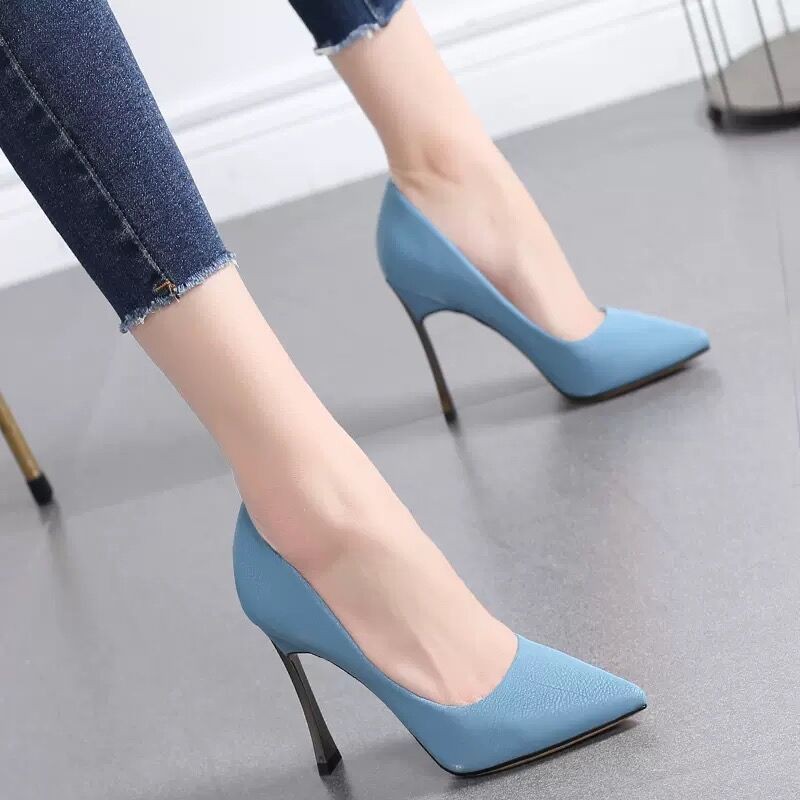 hot-sale-รองเท้าสตรี-2020-ฤดูใบไม้ผลิใหม่เกาหลีรุ่นสุทธิสีแดง-rhinestone-แฟชั่นรองเท้าส้นสูงผู้หญิงกริชชี้ปากตื้นรอง