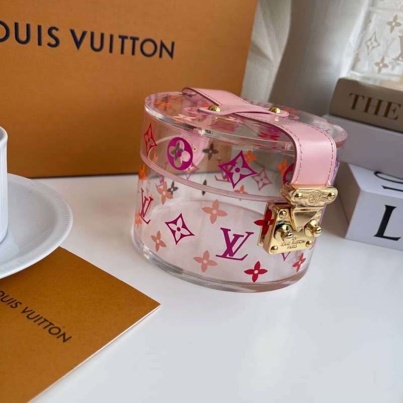 กระเป๋าถือ-louis-vuitton