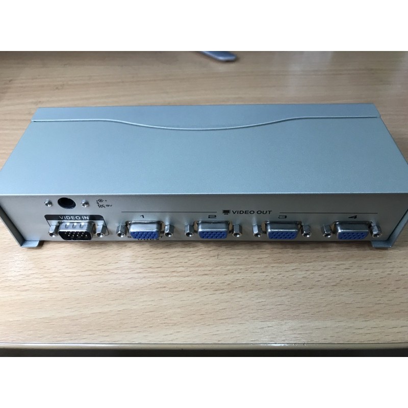 vga-splitter-1-4-port-aten