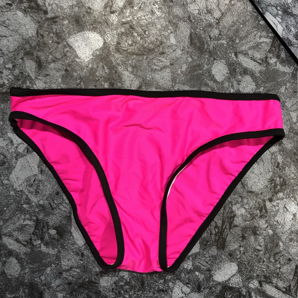 ชุดว่ายน้ำ-บิกินี่-สำหรับผู้หญิง-สีชมพูบานเย็น