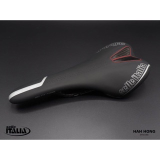 เบาะ Selle Italia : SLR KIT CARBONIO