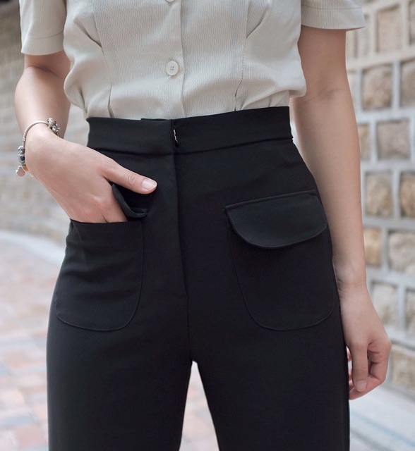 ภาพสินค้าPockets pockets black จากร้าน something_apparels บน Shopee ภาพที่ 4