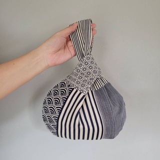 รูปภาพขนาดย่อของReversible Japanese knot bag กระเป๋าผ้าสไลต์ญี่ปุ่นลองเช็คราคา
