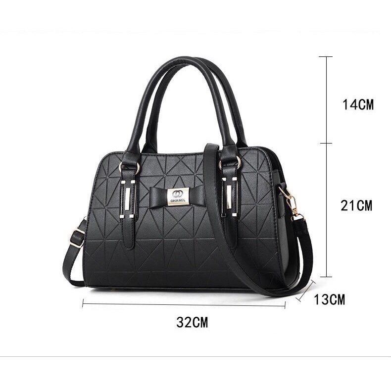ภาพสินค้ากระเป๋าถือผู้หญิง ดีไซน์หรู หนังอย่างดี ba-03--Size:31x22x13 cm จากร้าน a618586707 บน Shopee ภาพที่ 2