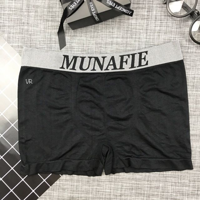 n-e-w-boxer-munafie