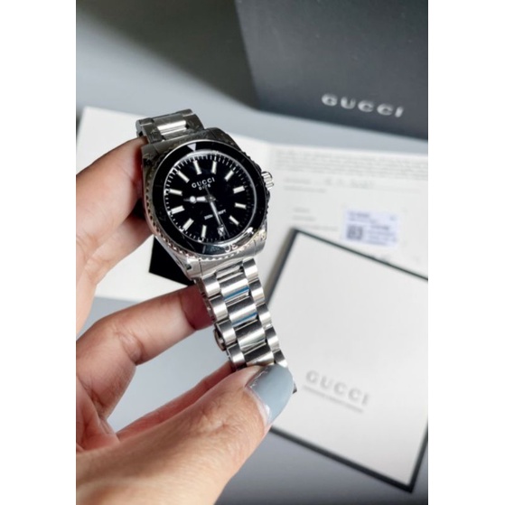 Gucci black hotsell stainless steel watch