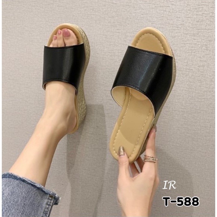 t-588-รองเท้าเตารีดสวมหนังนิ่ม-ส้นพียูเบาหวิว-เติมเต็มความสวย