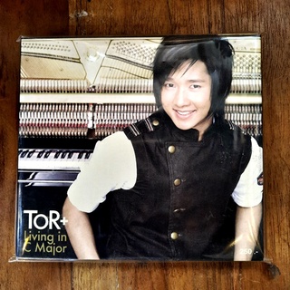 CD ซีดีเพลงไทย Tor โต๋ Saksit Vejsupaporn - Living in C Major  ( Used CD ) สภาพดี A