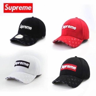 ภาพหน้าปกสินค้าหมวกแก๊ปSupreme Cap หมวกแก๊ปสุพรีม หมวกแฟชั่นเกาหลี (ส่งจากไทย) ซึ่งคุณอาจชอบราคาและรีวิวของสินค้านี้