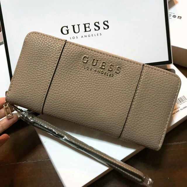 new-guess-factory-womens-long-wallet-กระเป๋าสตางค์ใบยาวหนังนิ่ม-สีเบจ