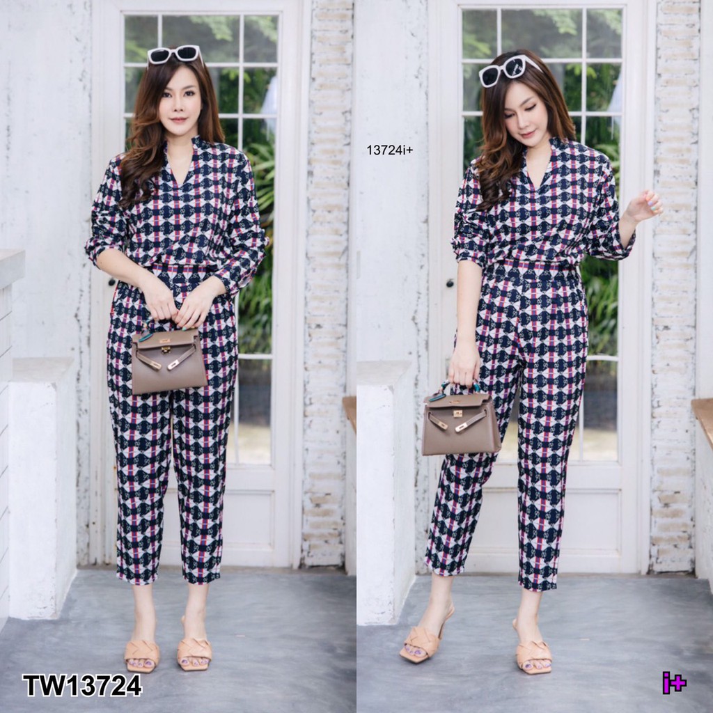 at13724-set-สาวอวบ-เสื้อเชิ้ตคอจีน-กางเกงขาเดฟ-4-ส่วน-ลายแบรนด์