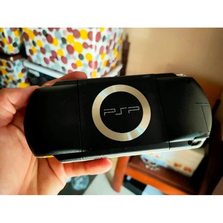 ภาพขนาดย่อของภาพหน้าปกสินค้าPSP1000 สภาพดี ครบชุด พร้อมเล่น จากร้าน retro_game_world_888 บน Shopee ภาพที่ 5