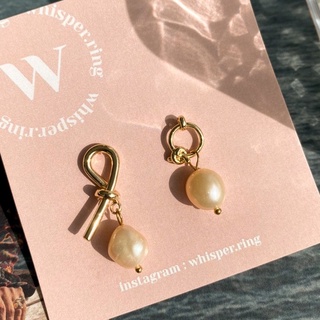 ภาพหน้าปกสินค้าwhisper.ring - Love Pearl ต่างหูมุก ต่างหูมุกทะเลน้ำจืดแท้ ต่างหูมุกก้านทอง ต่างหูเกาหลี ที่เกี่ยวข้อง