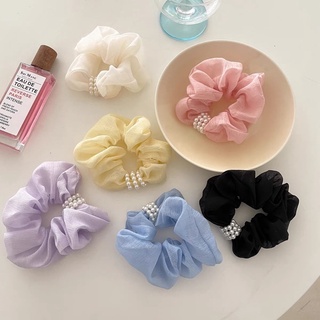 scrunchie 💜 ยางรัดผมผ้าชีฟองสีพาสเทลน่ารักๆ ตรงกลางประดับมุก ดีเทลน่ารักมากๆค่า พร้อมส่งน้า