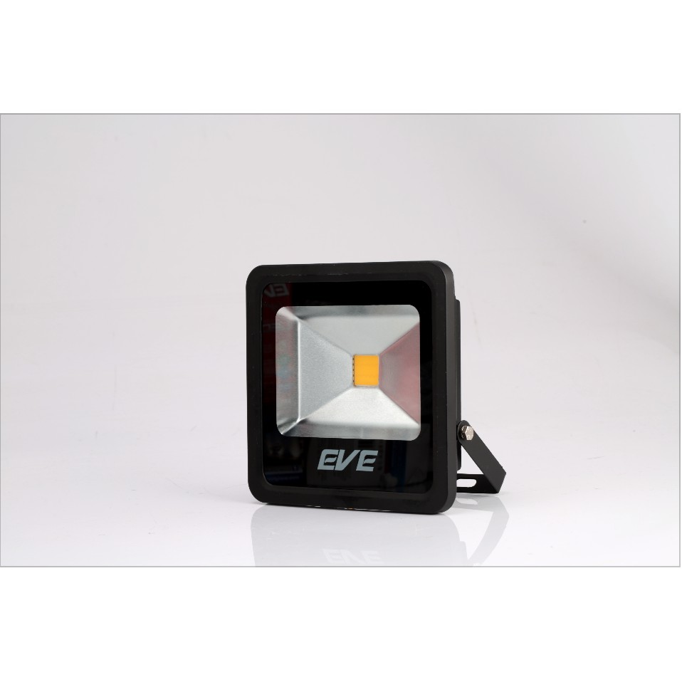 eve-lighting-โคมฟลัดแอลอีดี-รุ่นสลิม-20-วัตต์-220-vวอร์มไลท์-535541