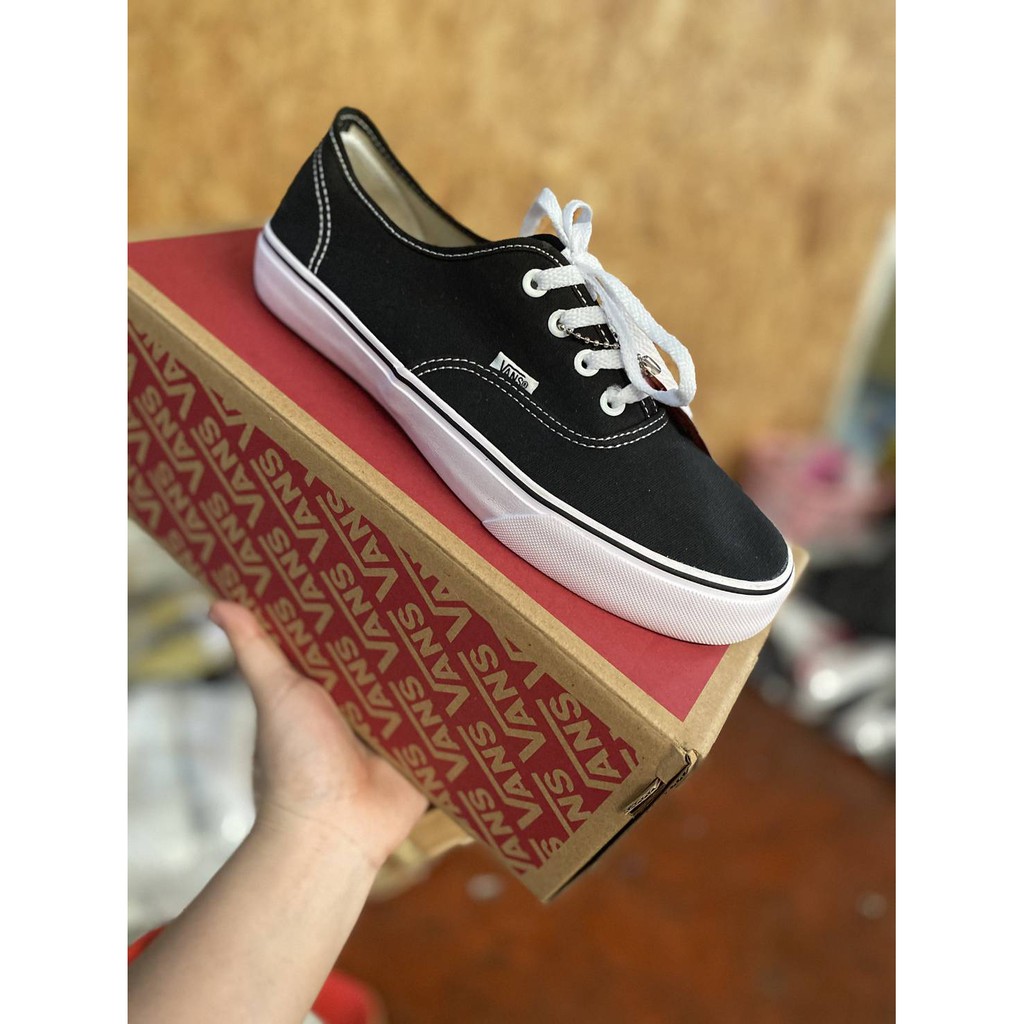 รองเท้าแวน-vans-รองเท้าผ้าใบสุดฮิต