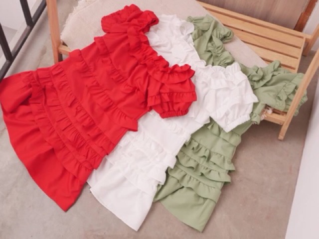 พร้อมส่ง-เราปาดไหล่แต่งระบายสีแดง-สีขาว-สีเขียว
