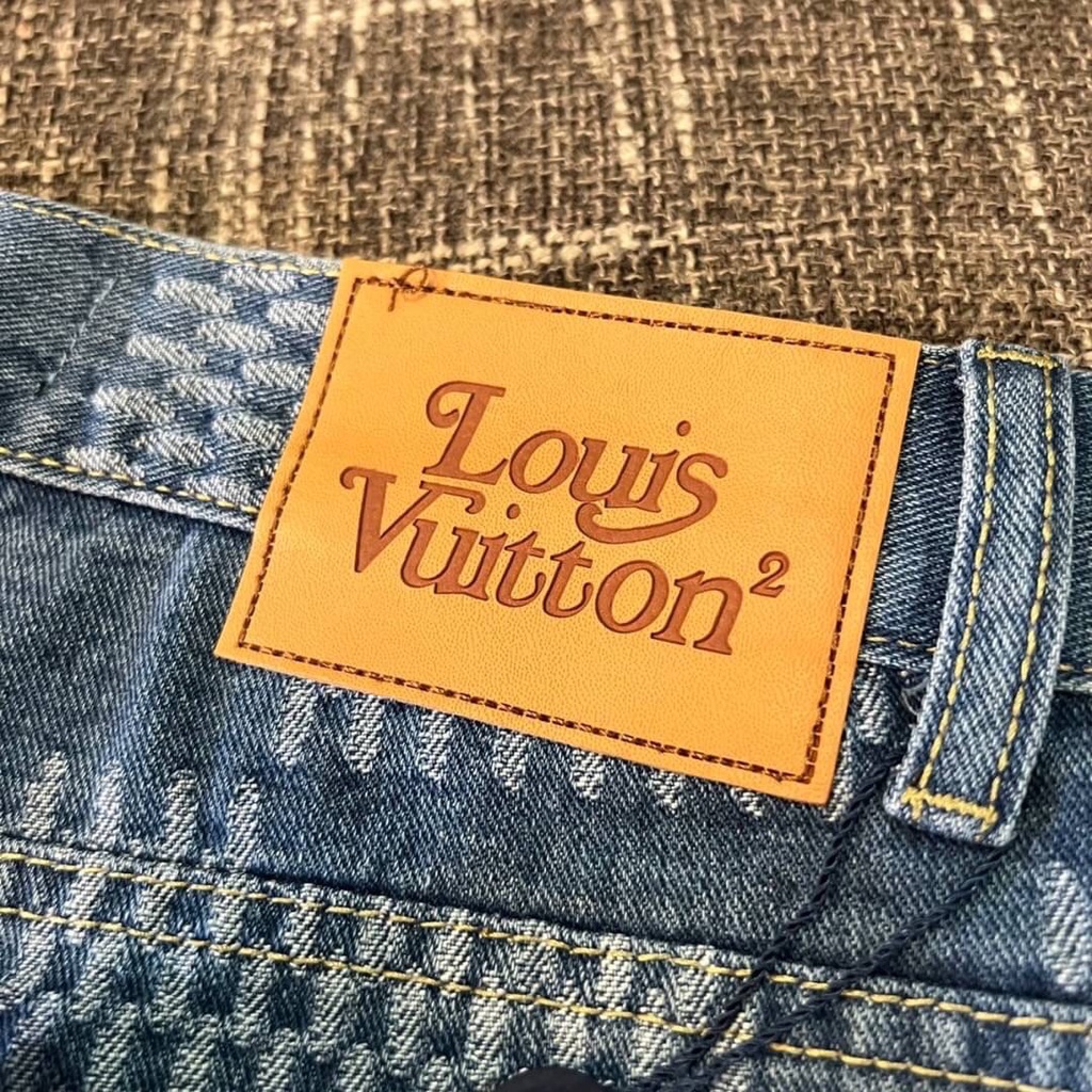 louis-vuitton-lv2-x-nigo-giant-damier-waves-monogram-melted-denim-jeans-กางเกงยีนส์ขายาว-ทรงกระบอก-หลุยส์-โมโนแกรม-ตาราง