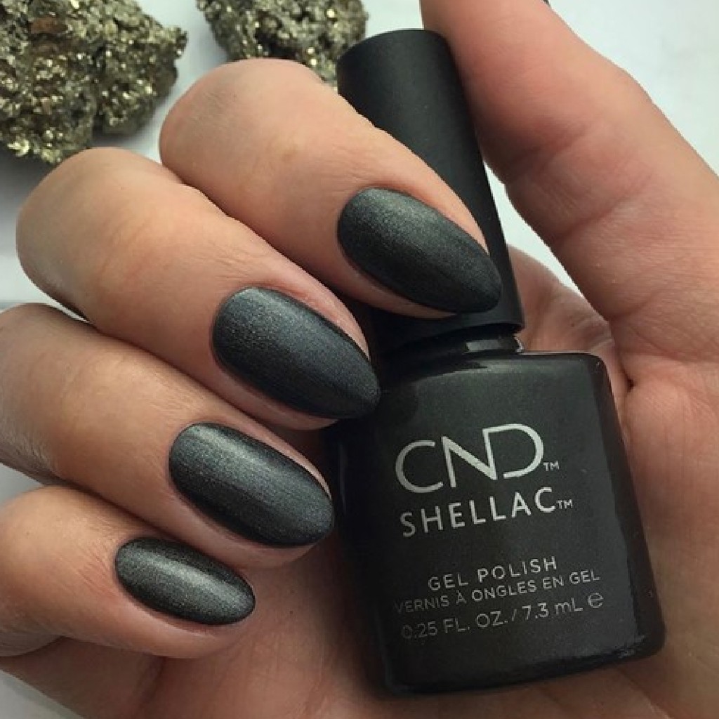 cnd-shellac-powerful-hematite-0-25-oz