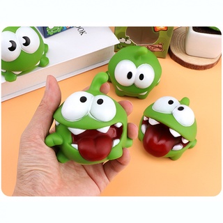 Kawaii Om Nom ตุ๊กตากบ ถั่วเขียว แบบนิ่ม เป็นมิตรกับสิ่งแวดล้อม สําหรับตกแต่งบ้าน【Frpokt】