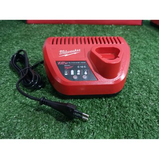 แท่นชาร์จแบตเตอรี่ Milwaukee M12 C12C ชาร์จ 12V