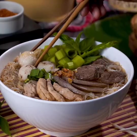 ก๋วยเตี๋ยวเรือเลอรส-แพ็คเกจใหม่-มีcod-ต้มจั๊บอุบล-หนังไก่ป๊อป-หมูทอด-โป๊ยก่าย-ก๋วยจั๊บอุบล-ก๋วยเตี๋ยวเลอรส