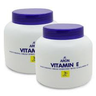 AR VITAMIN E MOISTURIZING CREAM